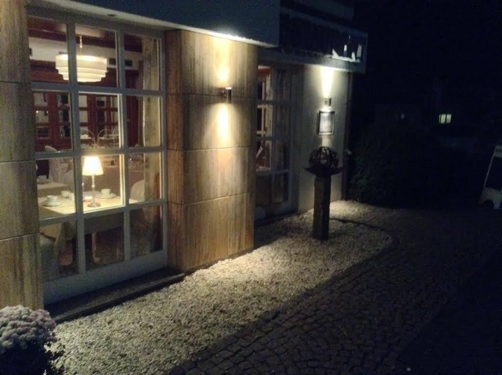 Hotel Haus Roedgen Wilnsdorf Exterior foto